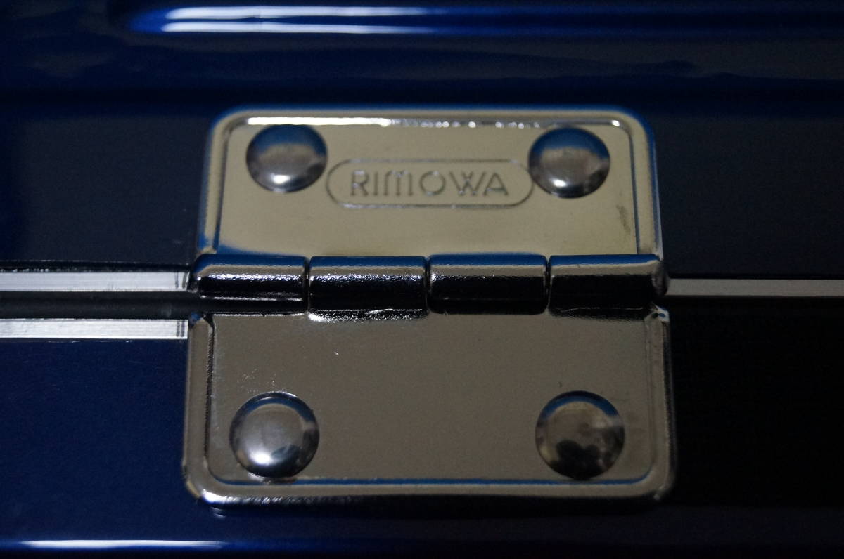 ■未使用品■RIMOWA Beauty Case Night Blue 純正箱付_画像8