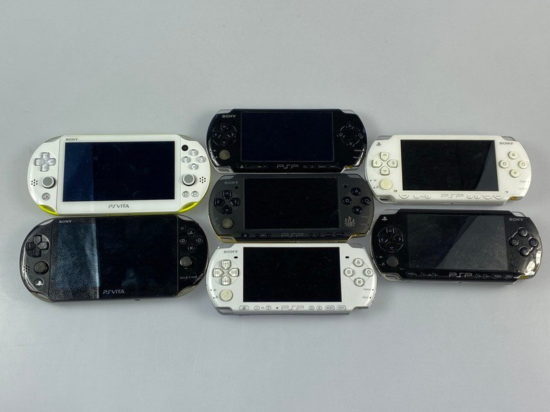 ジャンク】 PSVITA PSP PSVITA PCH-2000 PSP-1000 PSP-3000 計7台
