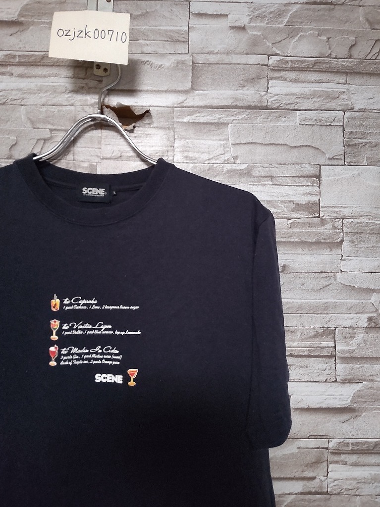 men's E204 SCENE シーン カクテル プリント 半袖 Tシャツ L ネイビーの画像1