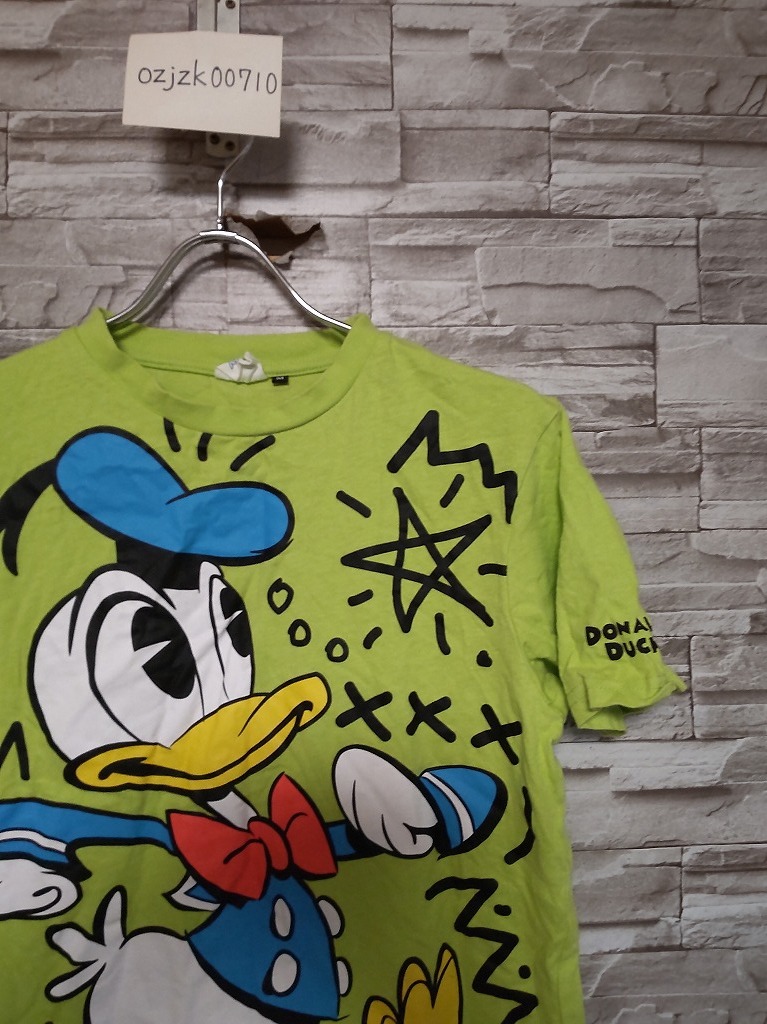 men's E211 ARTEX アーテックス × Disney ディズニー ドナルドダック 全面プリント 半袖 Tシャツ M 黄緑系の画像1