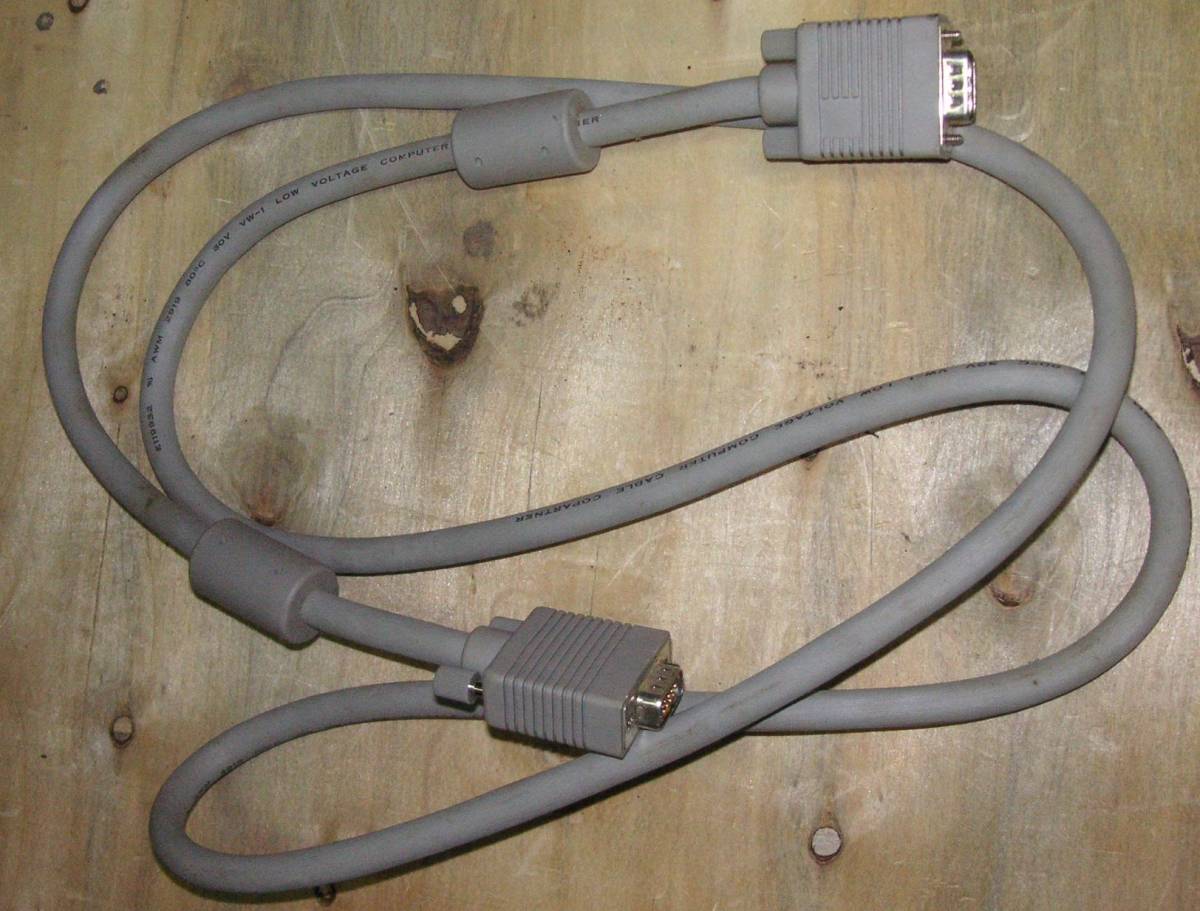 D-Sub15 булавка. кабель длина. примерно 1.8m