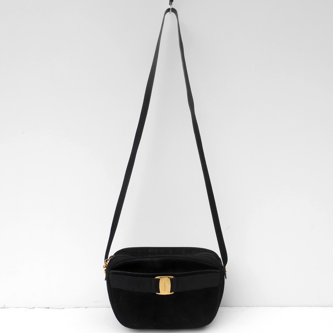 Salvatore Ferragamo サルヴァトーレフェラガモ BA212559 黒 ヌバック