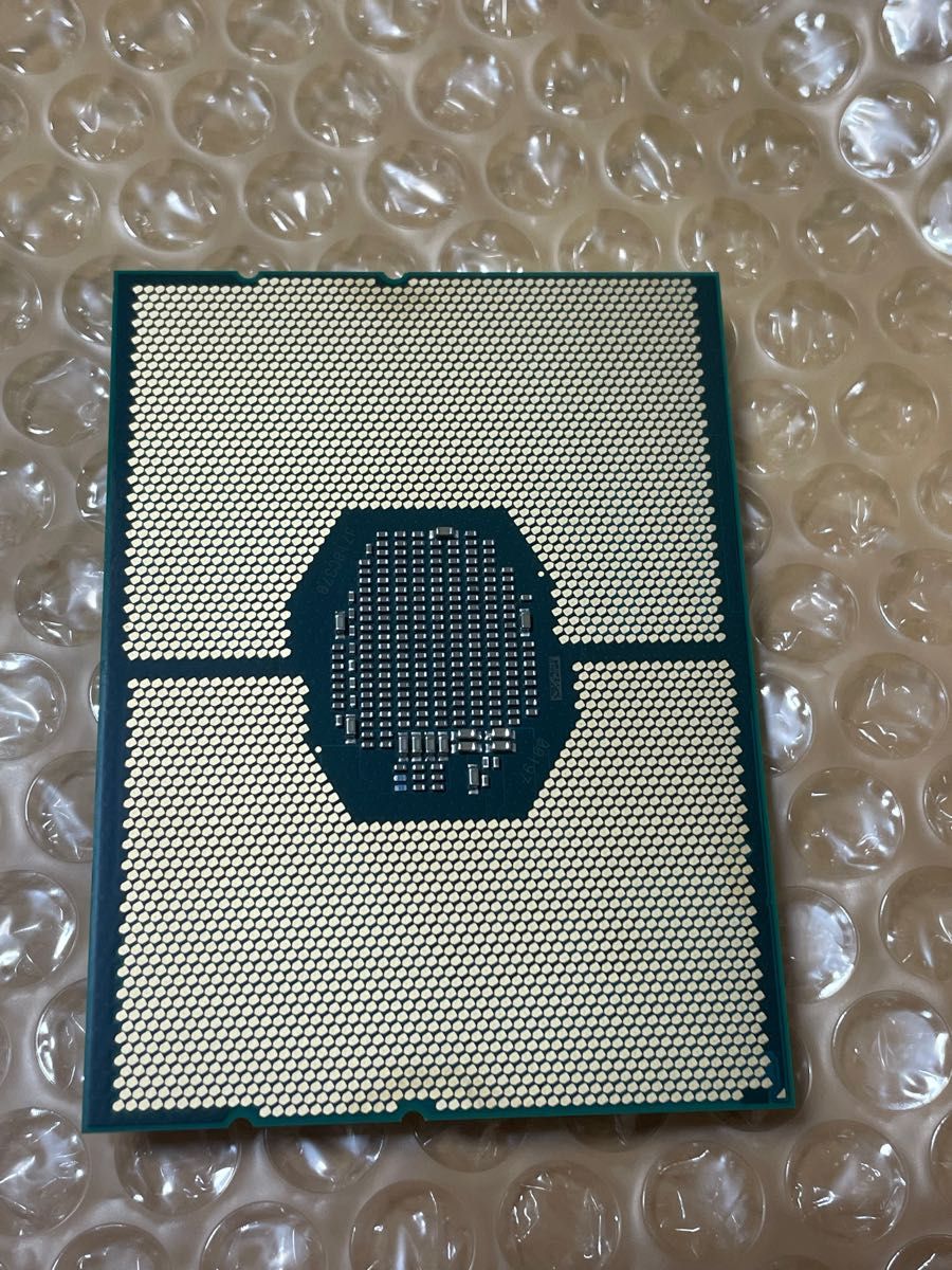 送料無料　CPU Intel xeon SILVER 4109T