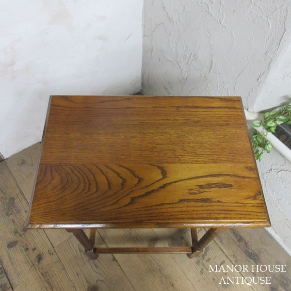 イギリス アンティーク 家具 オケージョナルテーブル サイドテーブル ツイストレッグ 店舗什器 木製 英国 SMALLTABLE 6102d_画像3