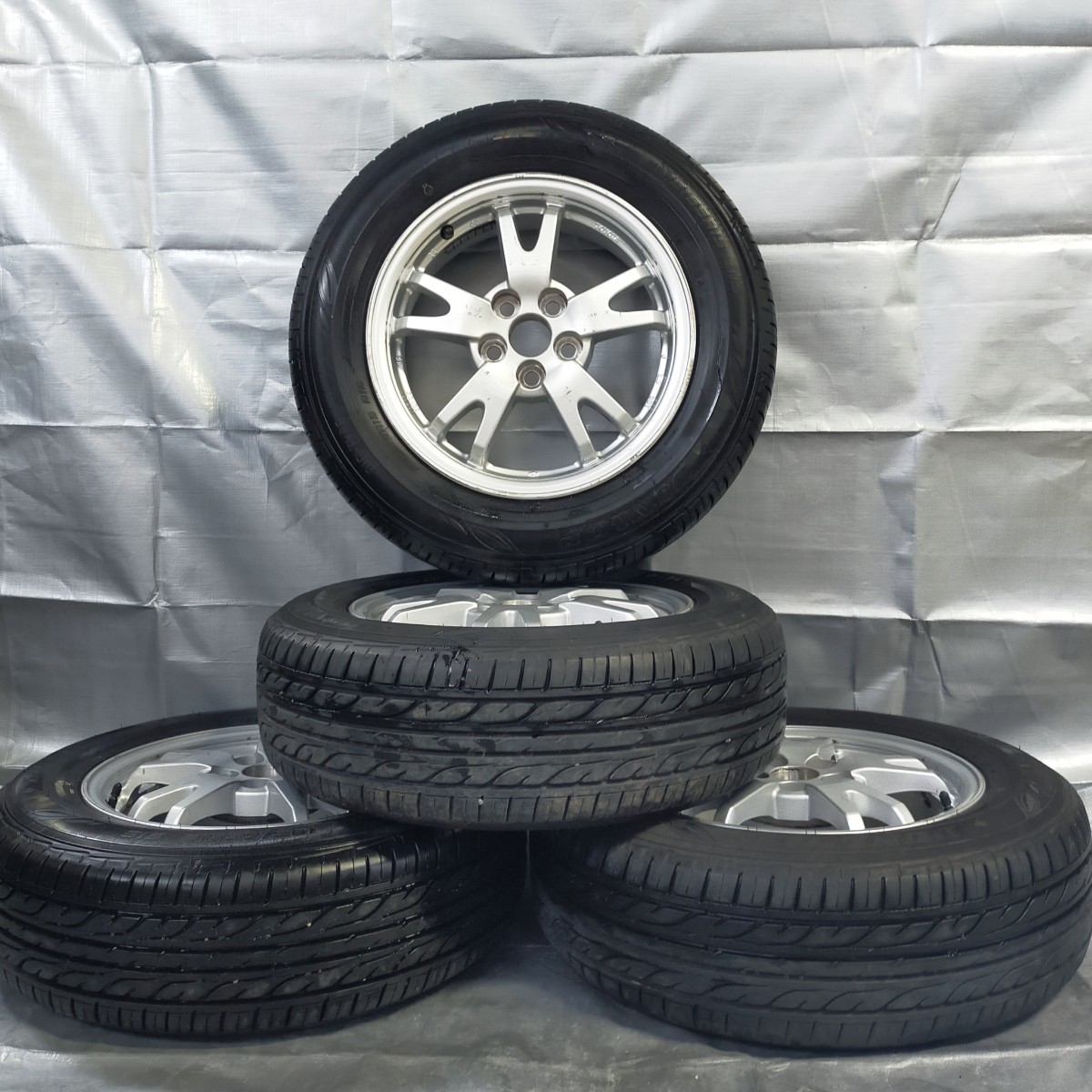 受賞店舗 20年式195/65R15トヨタプリウス純正ホイール15×6J+45PCD100
