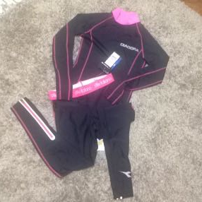 劇レア小さめサイズ DIADORA Lady's コンプレッションウエア 上下セット Sサイズ ブラック/ピンク 新品タグ付