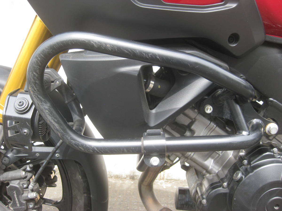 ガードに傷有りますがソノお陰で車體は綺麗