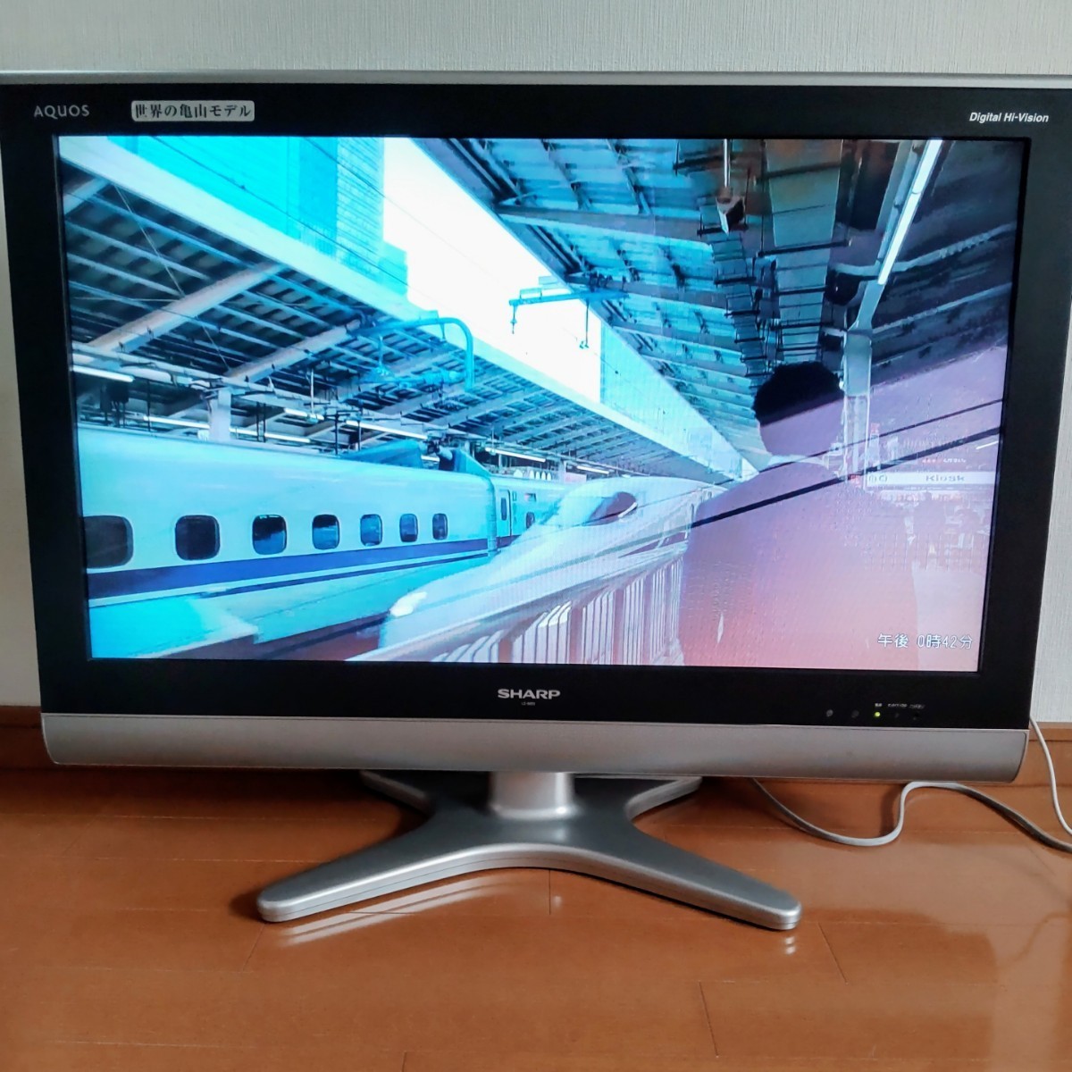 動作品/SHARP/AQUOS/32インチ液晶カラーテレビ/LC-32ES/純正 動作品/SHARP/AQUOS/32インチ液晶カラーテレビ/LC-32ES/純正