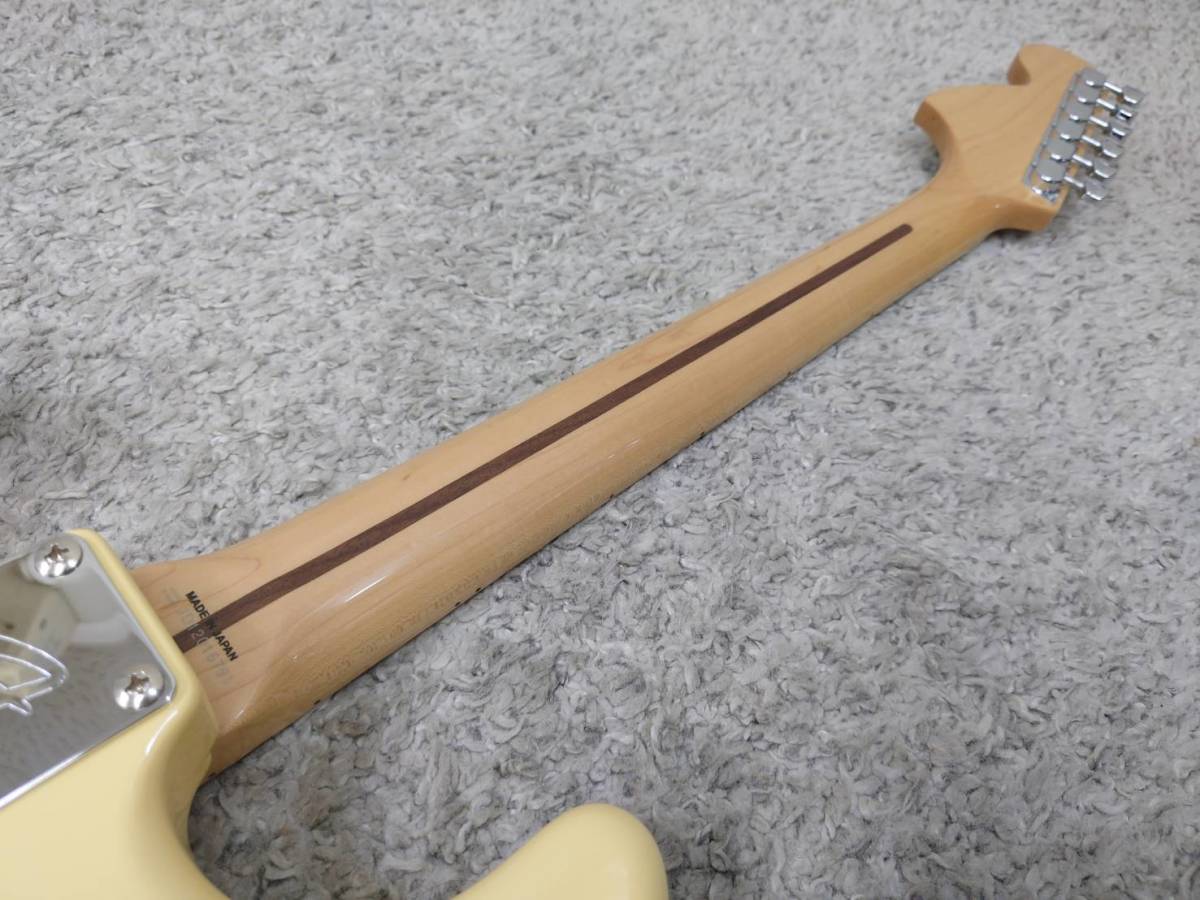 美品】Fender Japan ST-YJM Yngwie Malmsteen Stratocaster Yellow