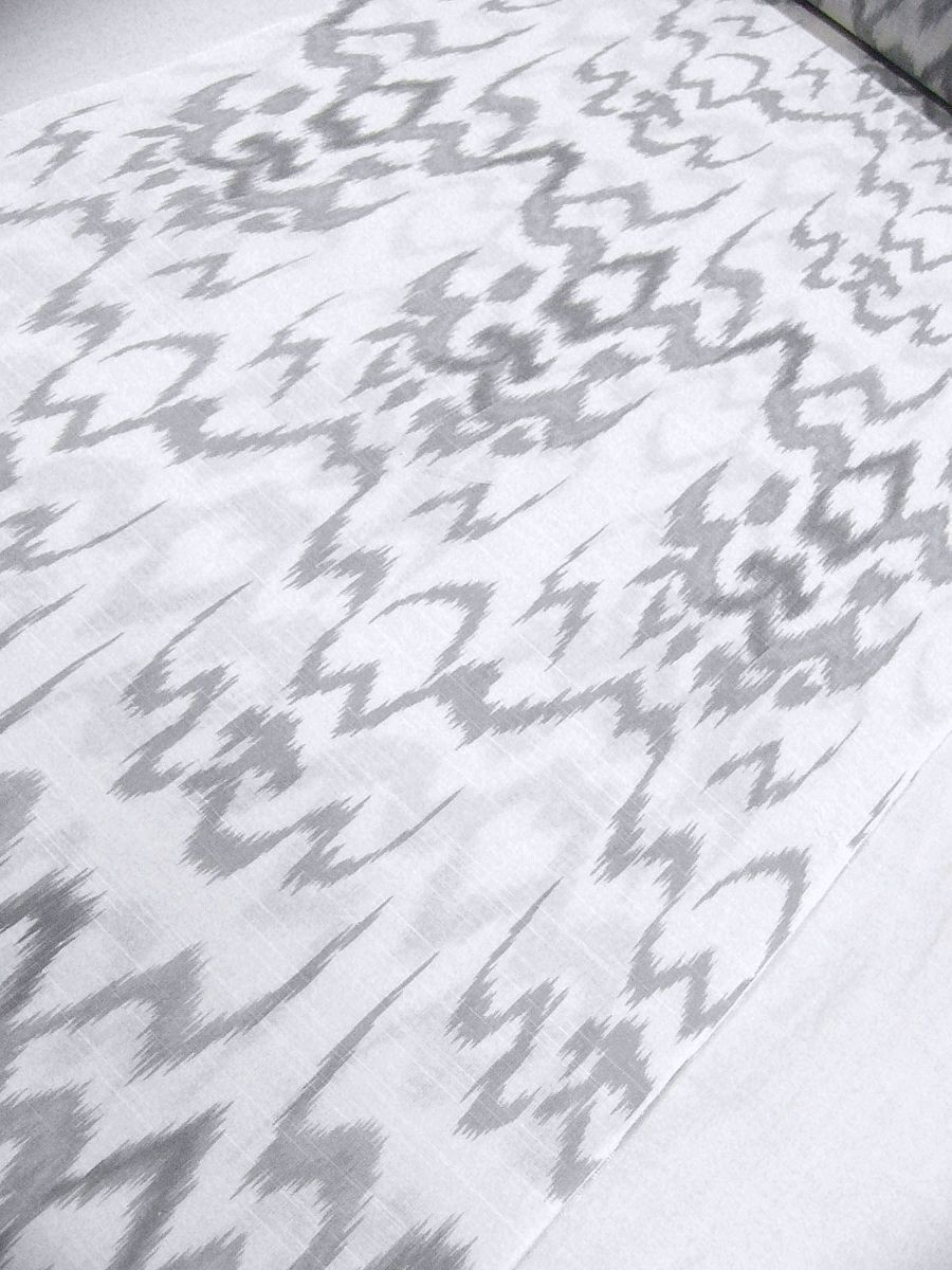 2020「龍村美術きもの」ブランド　日本製　綿紬風・変織生地　綿のゆかた反物　白色地_画像3