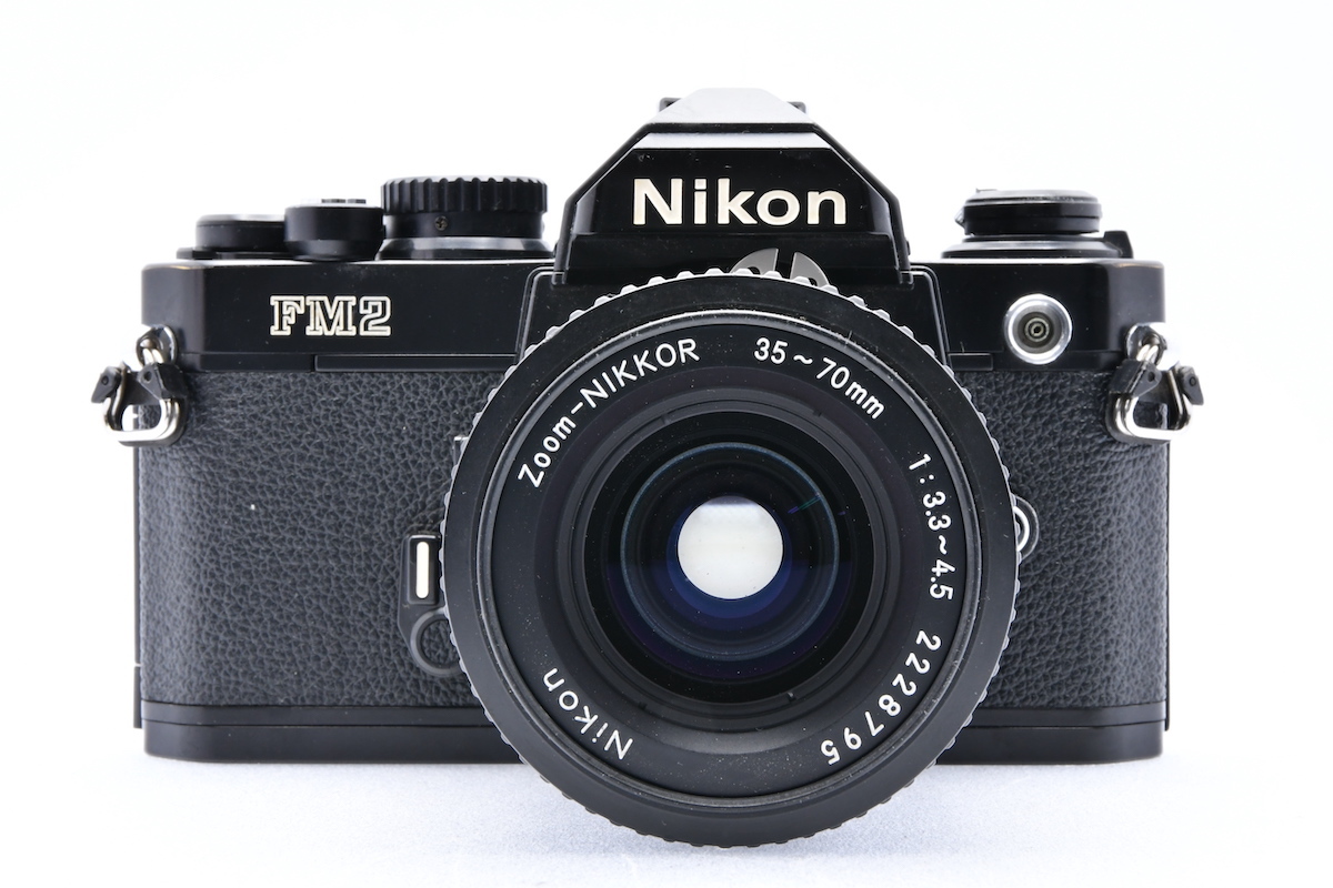 再再販! NIKON New FM2 ブラック + AI-S Zoom-NIKKOR 35-70mm F3.3-4.5