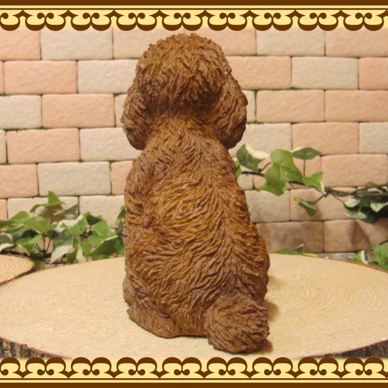  poodle . seat .B type real . dog. ornament ... objet d'art dog ornament dog gardening front door garden 