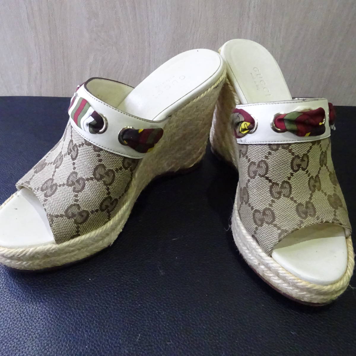 最も完璧な SNGVK ピンク サンダル します 【美品】GUCCI GG総柄