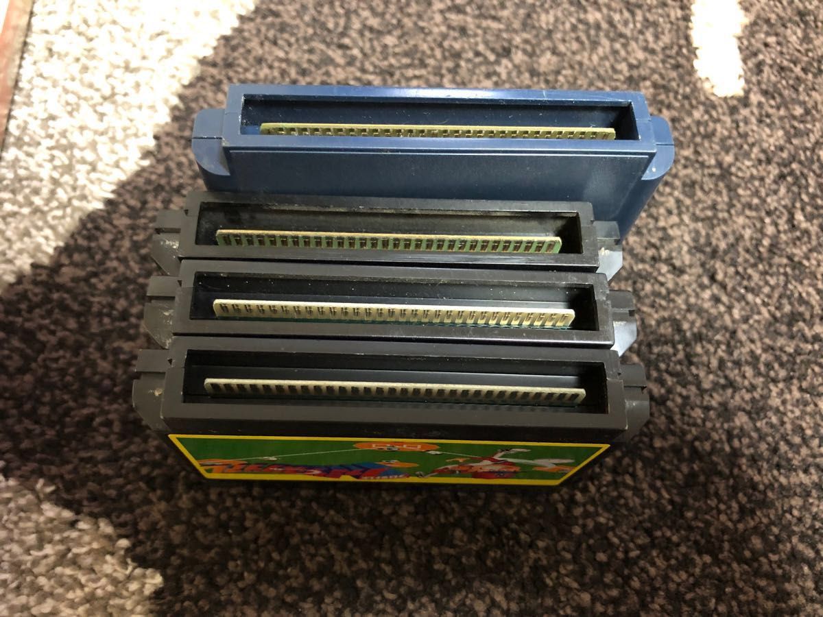 ファミコンソフト ファミスタ4本セット(説明書なし)パッケージ難 ファミコンソフト ファミスタ4本セット(説明書なし)パッケージ難