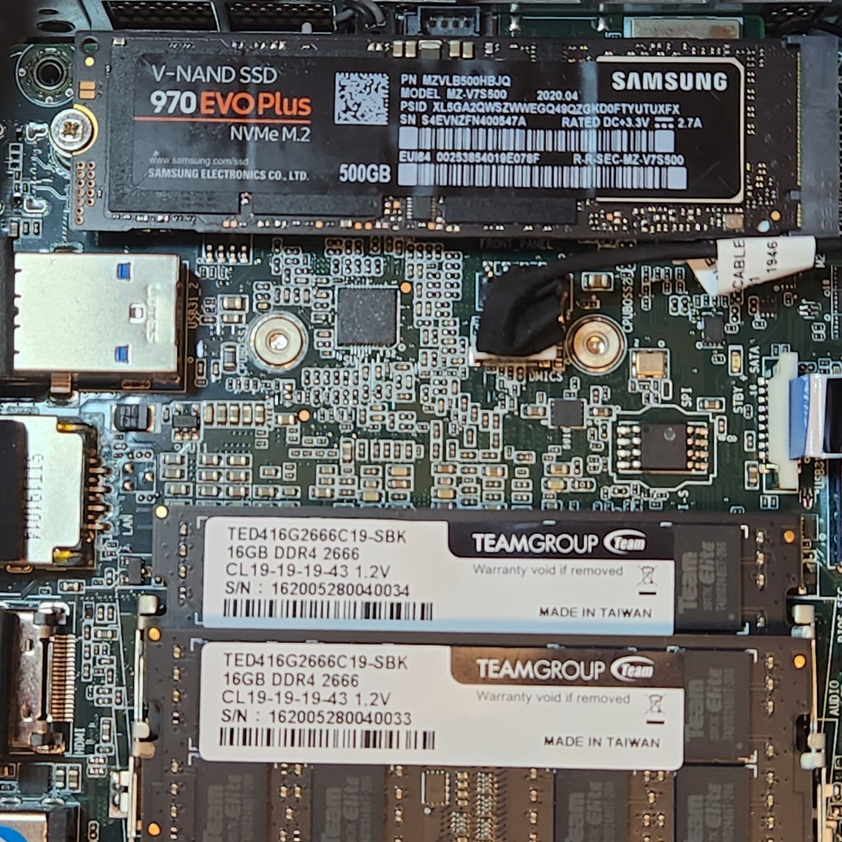 本体新品 未使用品 INTEL NUC10FNH Windows10-11 メモリ32GB M 2 本体新品 未使用品 INTEL NUC10FNH Windows10-11 メモリ32GB M 2