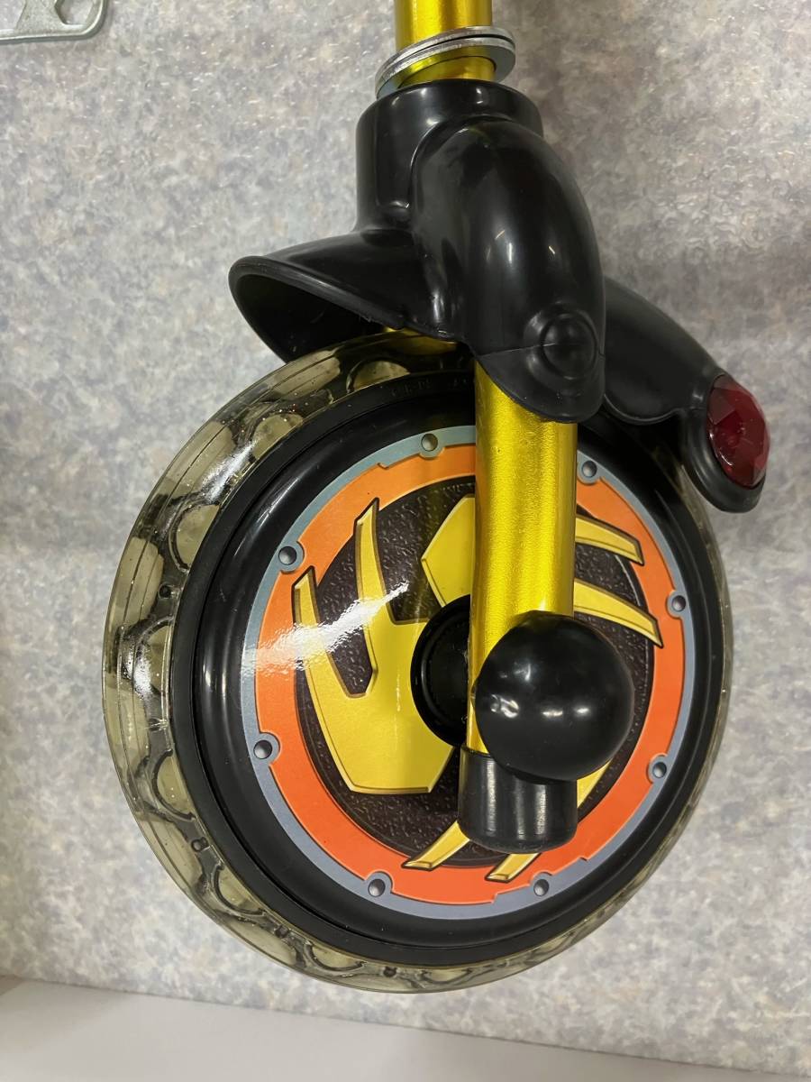 やや希少品 仮面ライダー 響鬼 ちゃりんくる スクーター DX やや希少品 仮面ライダー 響鬼 ちゃりんくる スクーター DX
