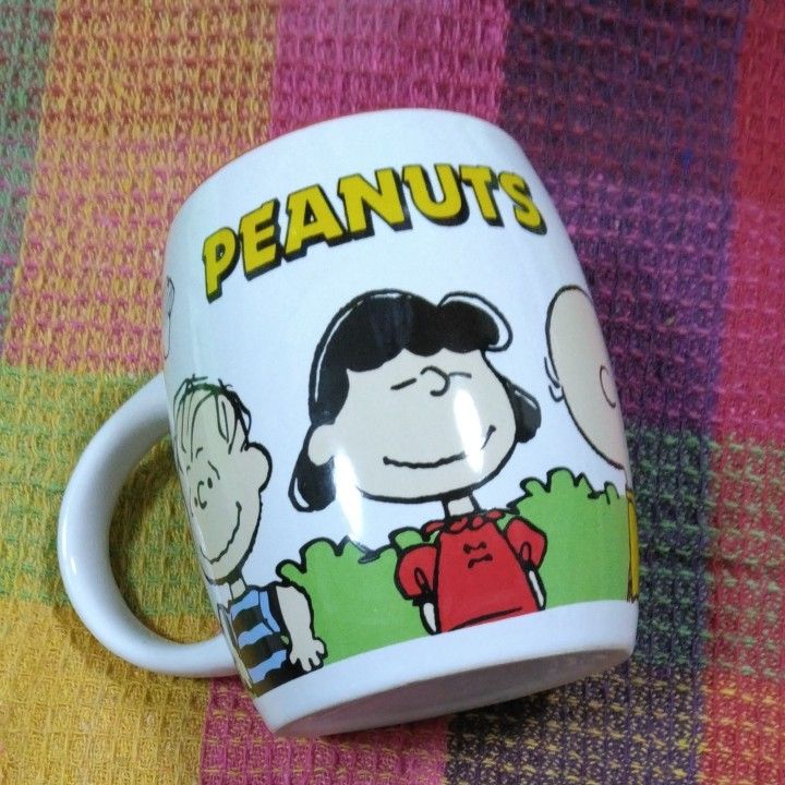 “未使用に近い”　ピーナッツPEANUTS 　マグカップ　箱なし　ペンスタンド 筆スタンド　スヌーピー