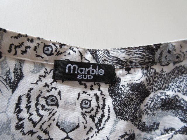美品 2022 marble SUD / マーブルシュッド Face PT バンドカラーシャツ WHITE×BLACK * 長袖 ブラウス 動物 プリント_画像6