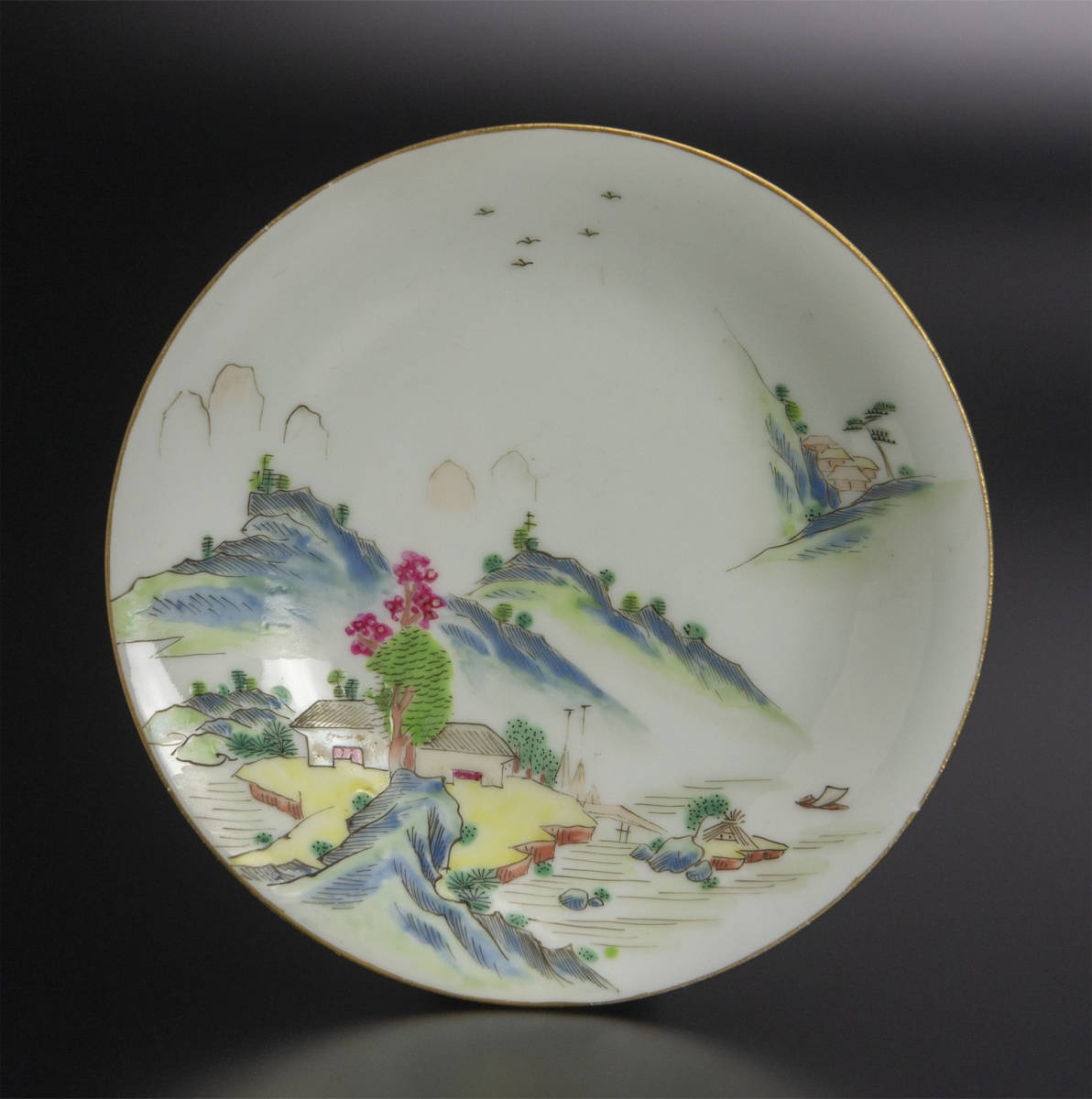 清粉彩山水紋盤大清乾隆年制款中国古美術- 清粉彩山水紋盤大清乾隆年制款中国古美術-