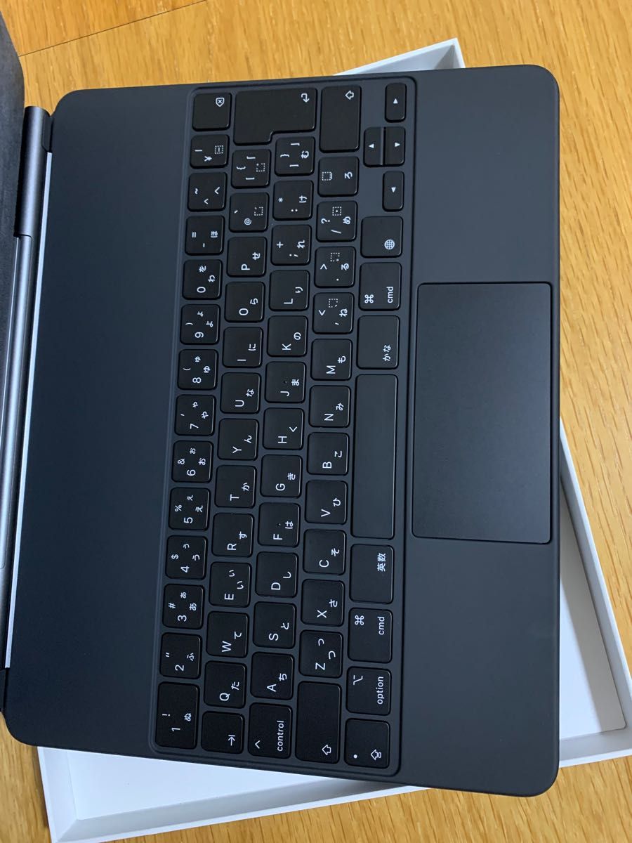 iPad Pro 12 9インチ（第6/5/4/3世代）用 Apple Magic Keyboard