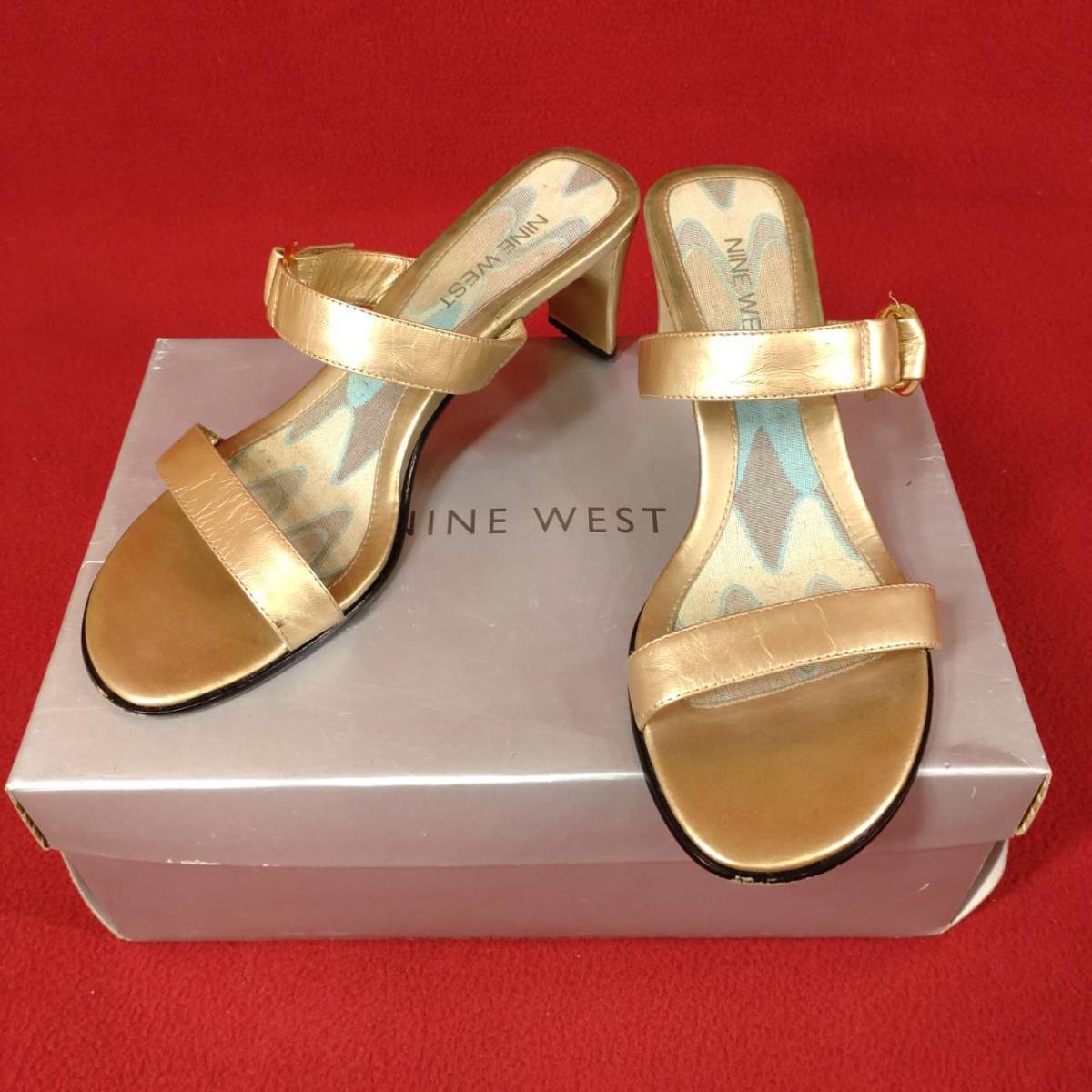 ② Nine West NINE WEST mules 7M Japan size 24cm Gold sandals lady's fashion casual na in waste to