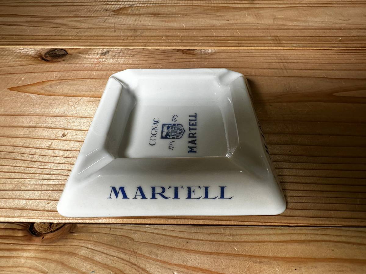 『MARTELL』マーテル ガラス灰皿 灰皿 アシュトレイ トレイ ミルクガラス 青文字 1960s フランス製 ヴィンテージ ビンテージ アンティーク_画像5