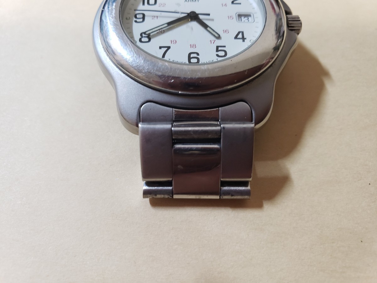 腕時計　ヴィンテージ スイスアーミーメンズ シルバーホワイトアナログクォーツウォッチvintage swiss army analog quartz watch _画像3