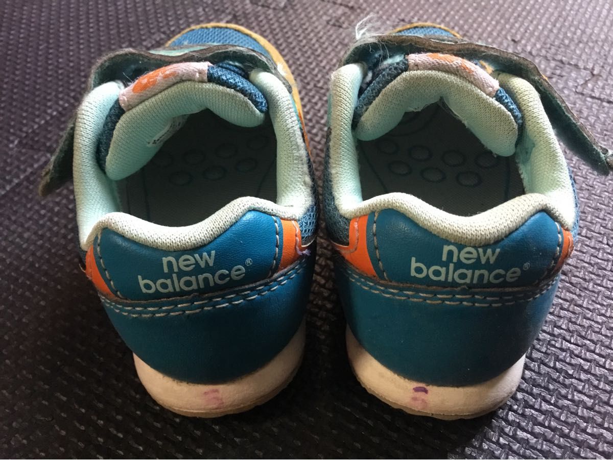 ニューバランス ベビーシューズ new balance 13.5cm キッズスニーカー　靴　