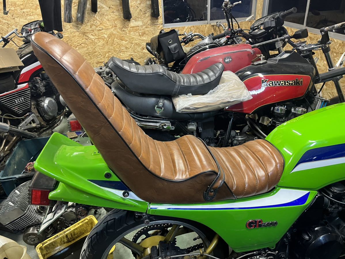 Z400GP 3段シート dulichvanho.com