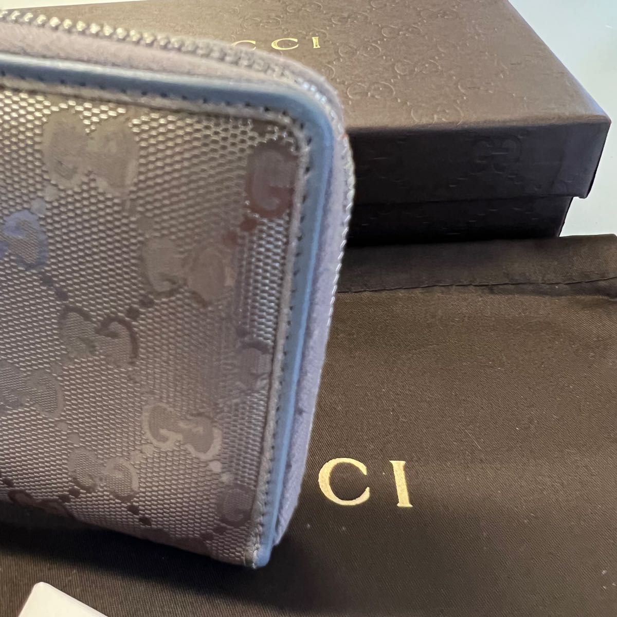 未使用に近い! グッチ GUCCI 財布 長財布 インプリメ ラウンド