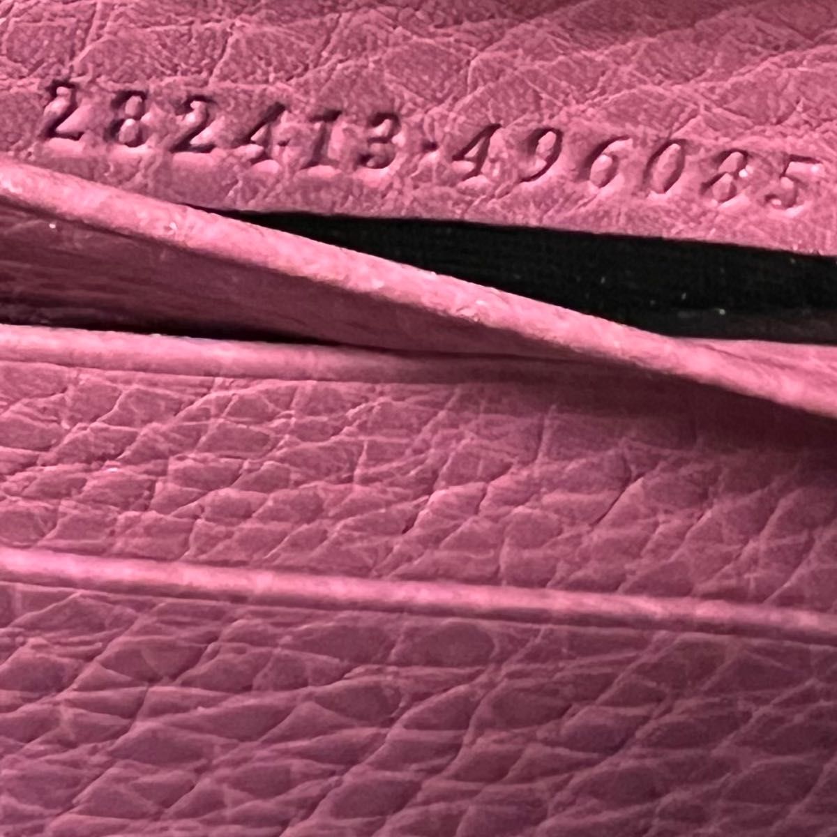 新品同様! グッチ GUCCI 財布 長財布 ソーホー タッセル ラウンド