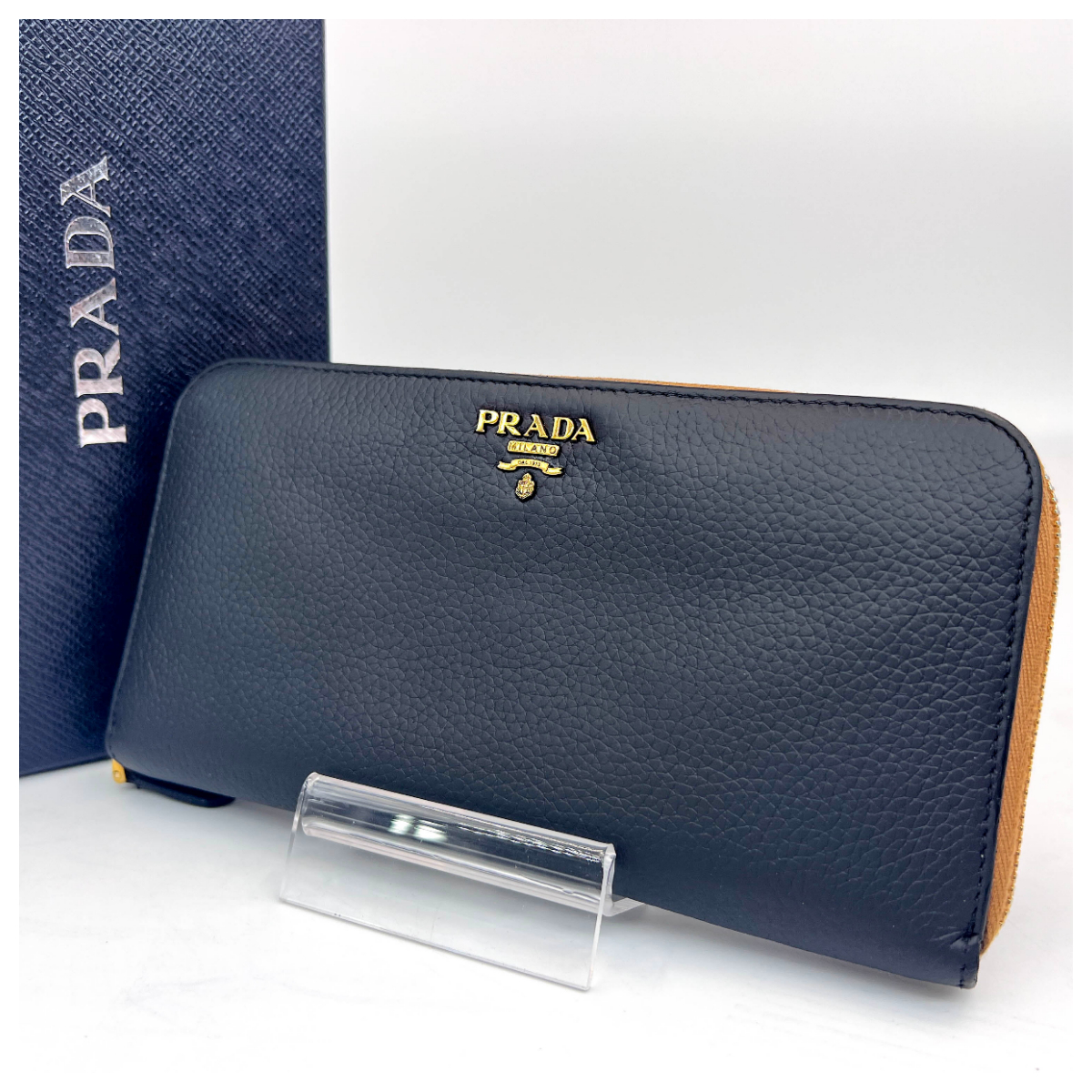 ☆美品☆36Bg3622 鑑定済 PRADA プラダ VITELLO GRAIN 1ML506 長財布