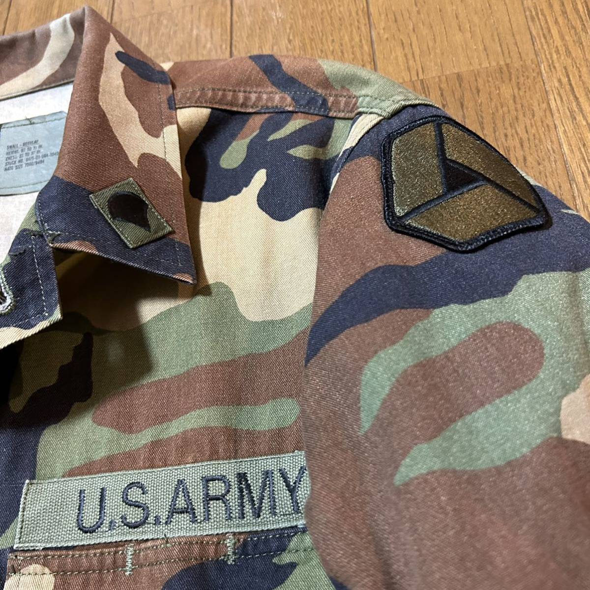 M〜L相当！U.S.ARMY 古着迷彩ミリタリーBDUジャケット small-regular コンバットコート フィールドジャケット カモフラジャケット 米軍_画像3