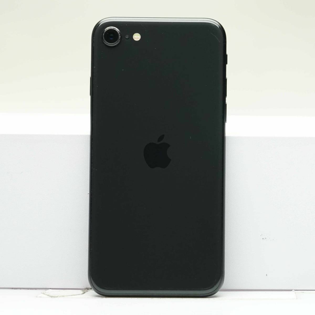 iPhone SE (第2 世代) 64GB ブラックMX9R2J/A SIMフリー訳あり品中古