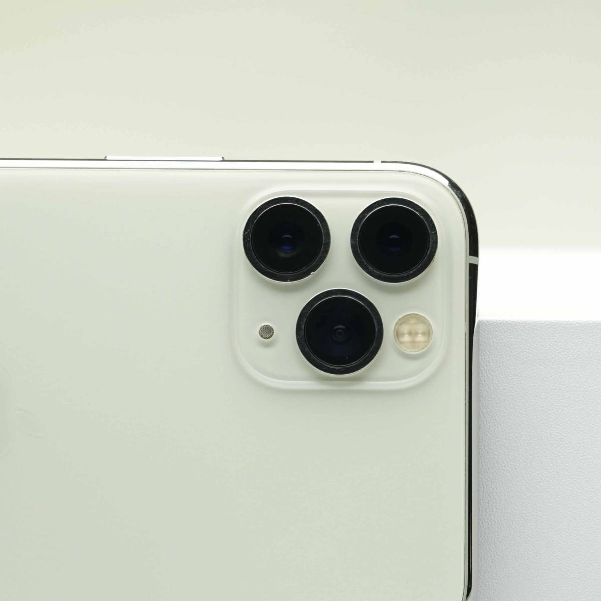 iPhone 11 Pro 256GB シルバー MWC82J/A SIMフリー 訳あり品 本体 白