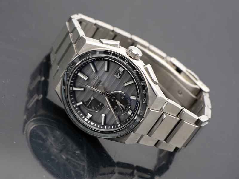 【 セイコー SEIKO 】 腕時計 SBXY043 アストロン ネクスター 2022 チタン 43mm ソーラー電波 メンズ デイデイト 保・箱 新着 3242-0_画像9