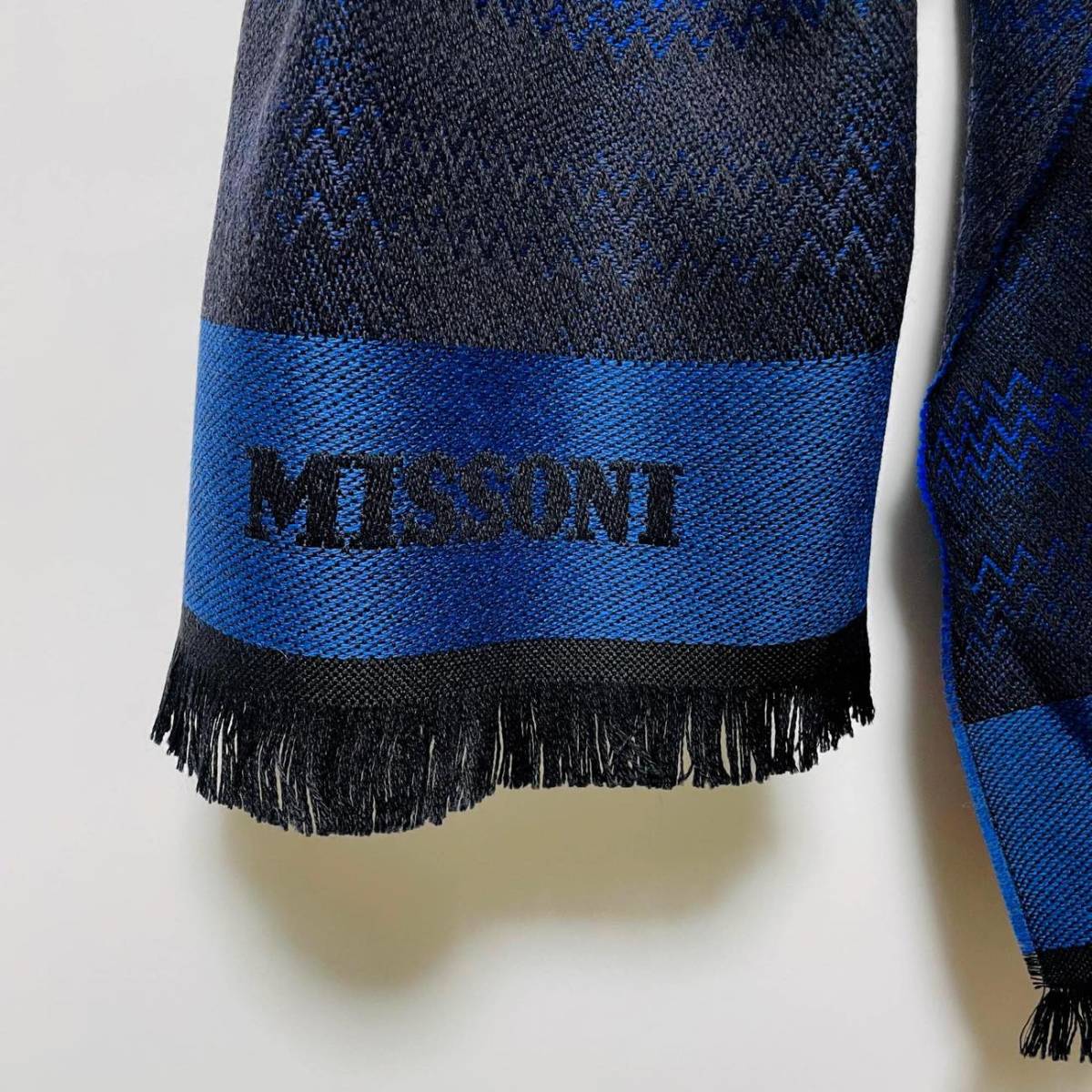 新品 Missoni ミッソーニ ウール ヘリンボーン ロゴマフラー 送料210円〜 メンズ レディース ストール SC12WOP0833 イタリア製 タグ付 青_画像8