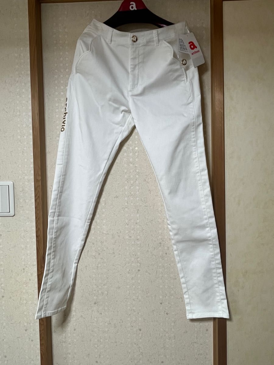 新品未使用 アルチビオ レディースゴルフウェア パンツ サイズ40 新品未使用 アルチビオ レディースゴルフウェア パンツ サイズ40