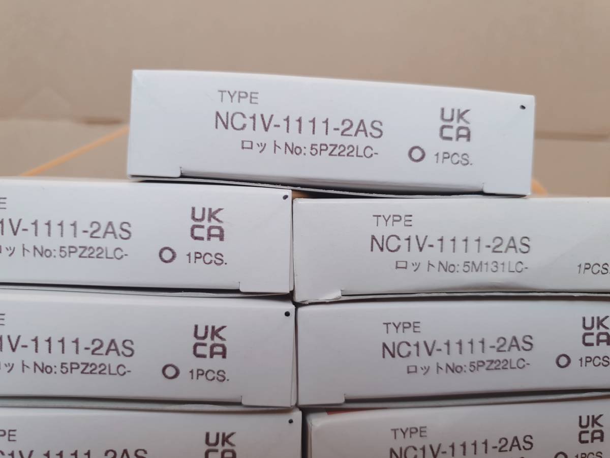 【新品】未開封 未使用 IDEC NC1V-1111-2AS NC1V形サーキットプロテクタ 電流引外し 1極 中速形(A特性) NC1V-1111-2AS 9点セット