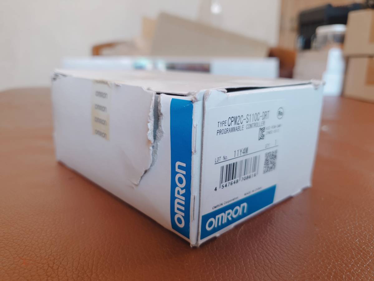 値下げ【新品】未使用　オムロン OMRON プログラマルコントローラCPM2Cシリーズ CPUユニット CPM2C-S110C-DRT 1点価格_画像3