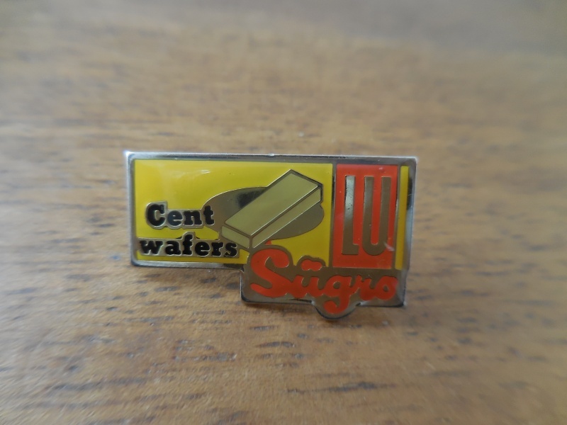 フランス☆古いピンズ【LU Cent wafers】ベルギー ピンバッジ ピンバッチ PINS_画像1