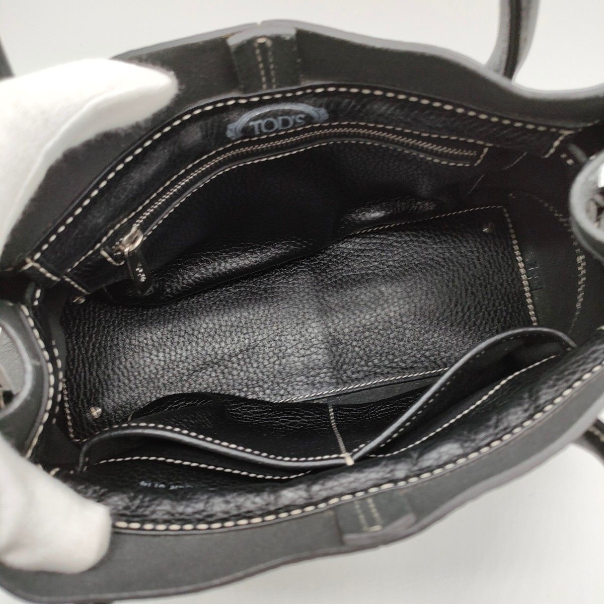 《未使用に近い 正規品》トッズ ハンドバッグ