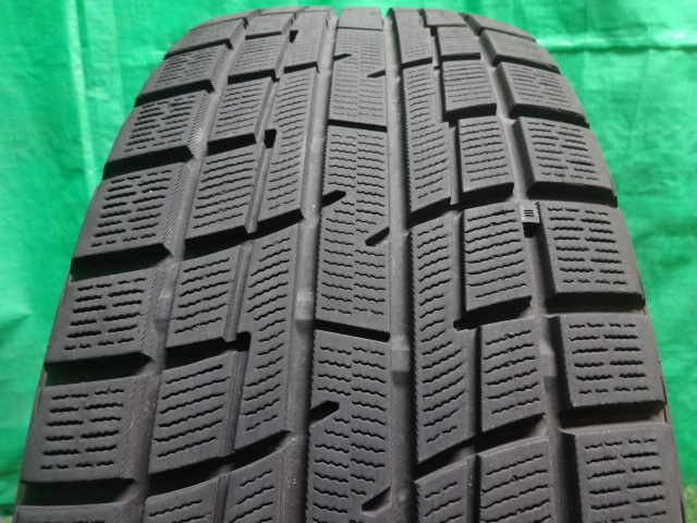 215/60R17●ヨコハマ アイスガード YOKOHAMA ice GUARD iG30 中古冬タイヤ4本●ホ64_④のタイヤ