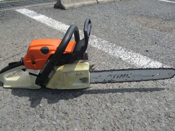 中古 STIHL スチール 42.6cc M-Tronic チェンソー 400mmガイドバー MS241C-M_画像3