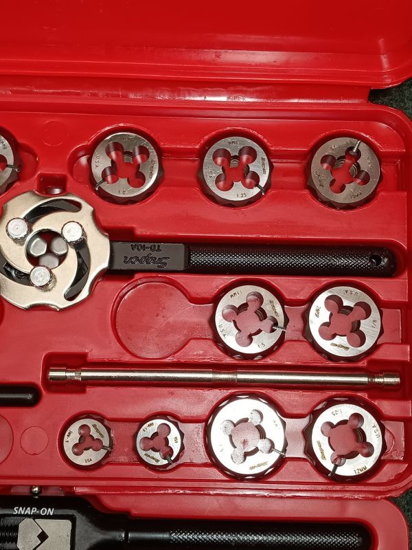 Yahoo!オークション - 未使用 Snap-on スナップオン タップ&ダイス