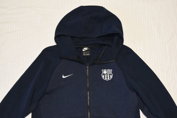 ★ナイキ★NIKE★FCB・人気のネイビー ダブルジップのカッコいいパーカー　M_画像5