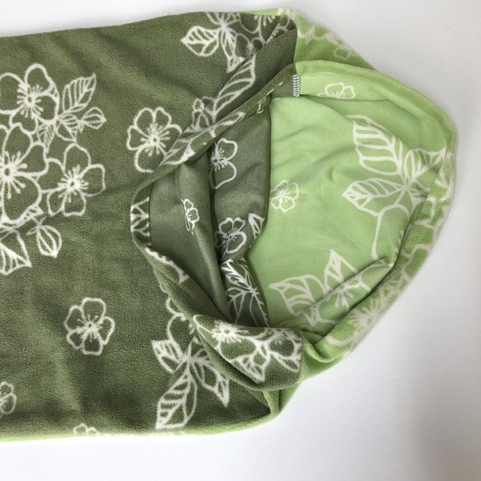  fleece pillow case floral print polyester approximately 78.x45. green new goods sample goods free shipping 