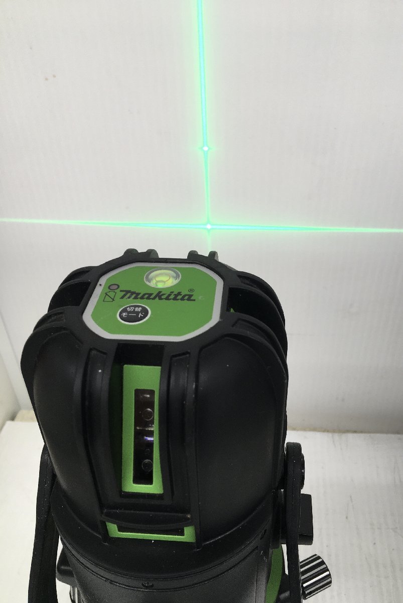 【中古品】★makita 屋内・屋外兼用グリーンレーザー墨出し器 SK504GPZ ITJHMBEI5RK4の画像2