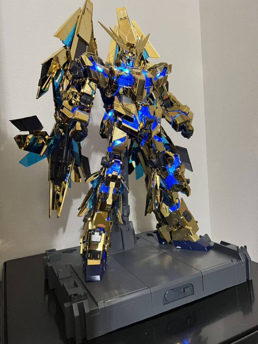 PG RX-0 ユニコーンガンダム PG 1/60スケール 03 フェネックス と