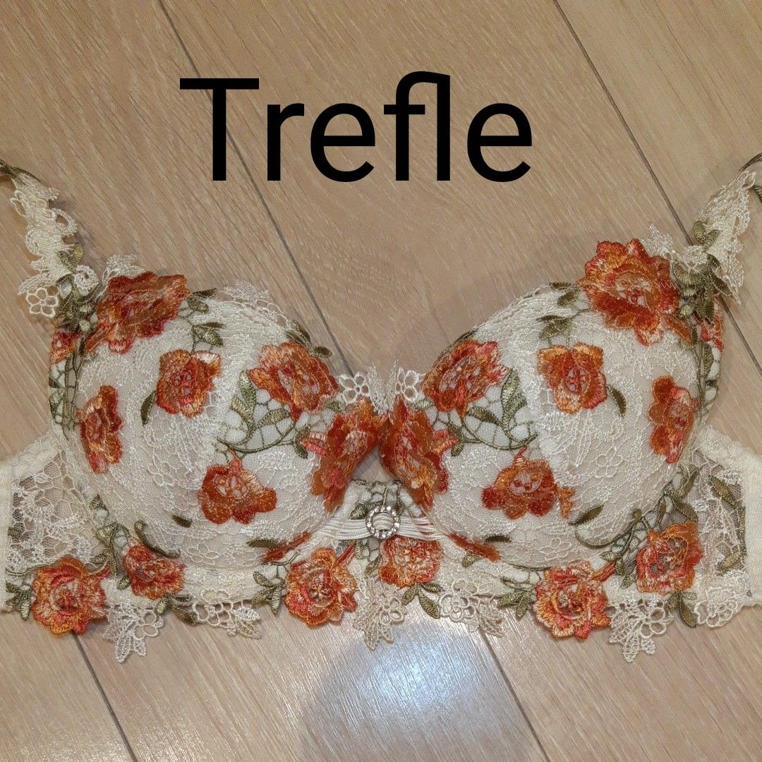 ワコール Trefle トレフル 92グループ ブラジャー C70 ezapply.com.my